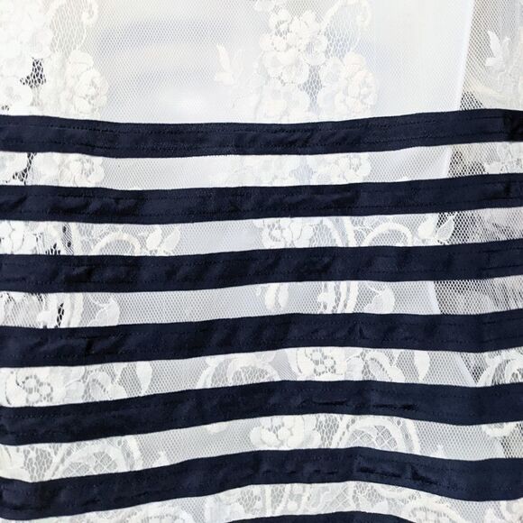 BCBGMAXAZRIA Lace Striped Boxy Sheer Blouse S - Picture 6 of 8